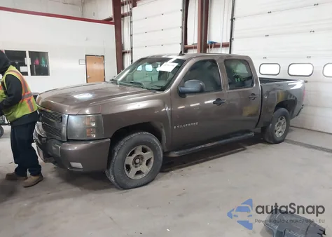 2007 Chevrolet Silverado 1500 Lt2 z USA, uszkodzony, nr VIN 2GCEK13M971657981